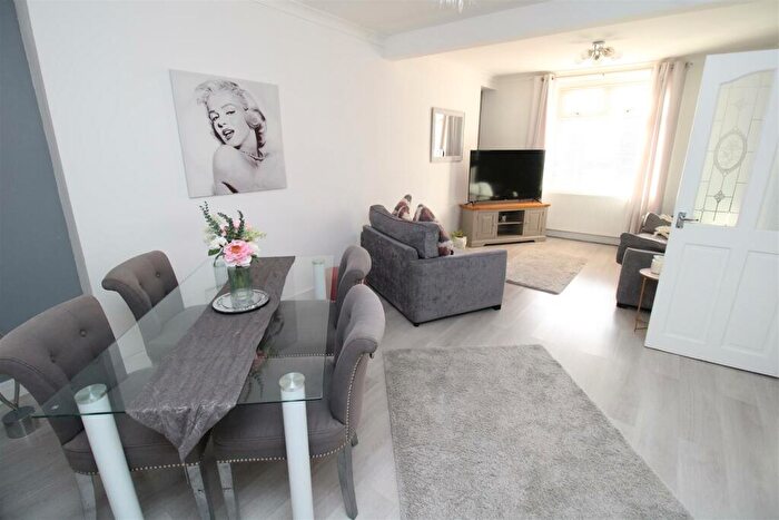 3 Bedroom Terraced House To Rent In Adare Street, Evanstown, Gilfach Goch, Porth, CF39