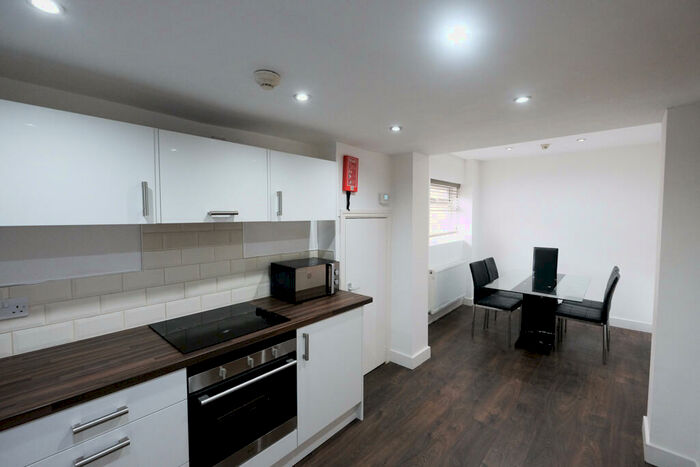 5 Bedroom Flat To Rent In Cannon Street, Preston, PR1