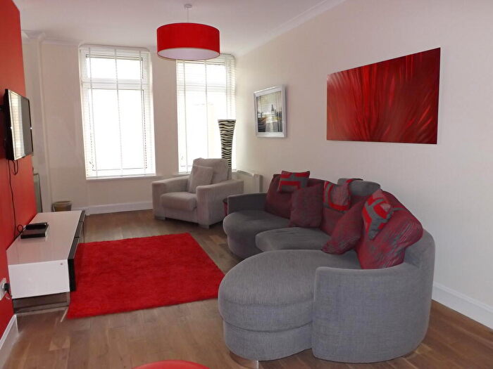 2 Bedroom Flat To Rent In Dumbarton Road, Stirling, FK8