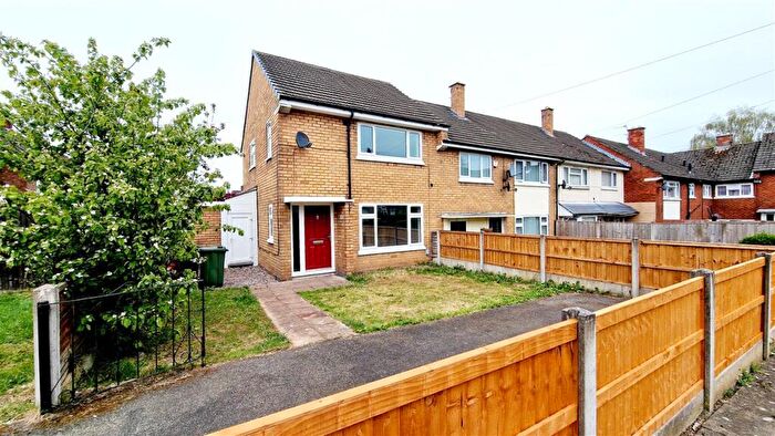 2 Bedroom End Of Terrace House To Rent In Aston Avenue, Winsford, CW7