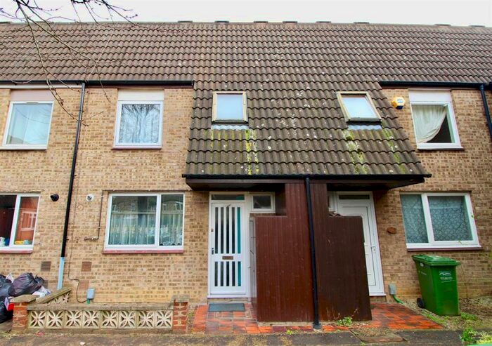 3 Bedroom Terraced House To Rent In Howland, Orton Goldhay, Peterborough, PE2