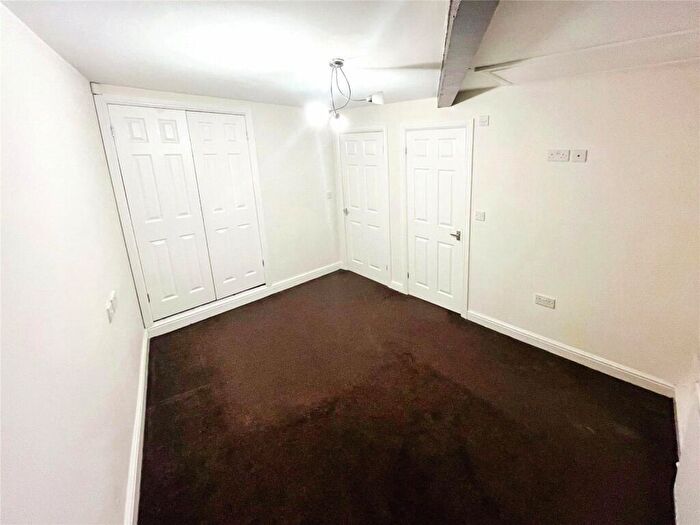 1 Bedroom Terraced House To Rent In Cusworth Road, Doncaster, South Yorkshire, DN5