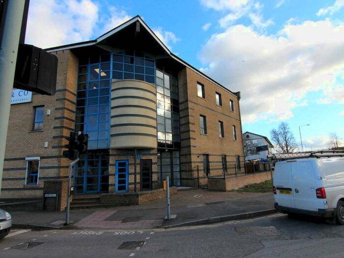 2 Bedroom Flat To Rent In Charnwood House, Marsh Road, Bristol, BS3