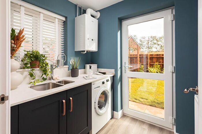 4 Bedroom Detached House For Sale In Chellaston, Derbyshire, DE73
