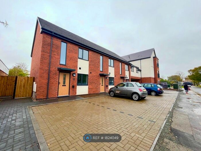 2 Bedroom Terraced House To Rent In Central Avenue, Lutterworth, LE17