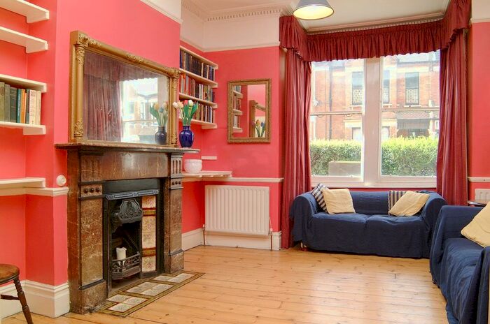1 Bedroom Flat To Rent In Killyon Road, Clapham, London, SW8