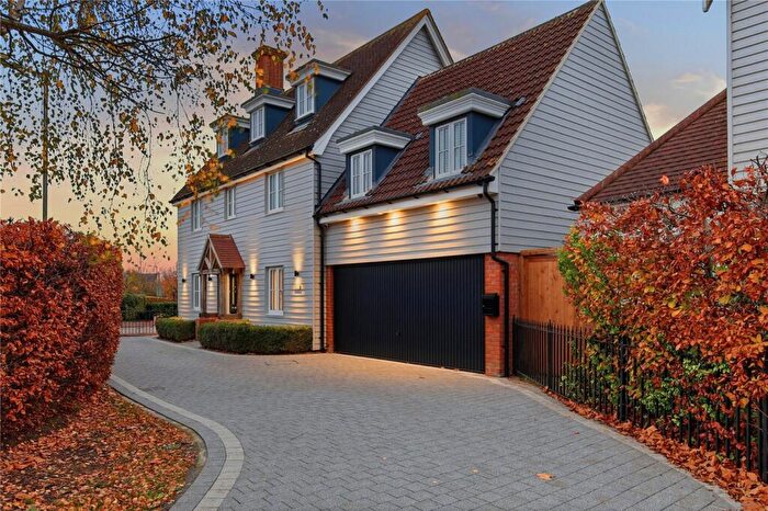 4 Bedroom Semi Detached House For Sale In Shardelow Avenue, Springfield, Chelmsford, Essex, CM1