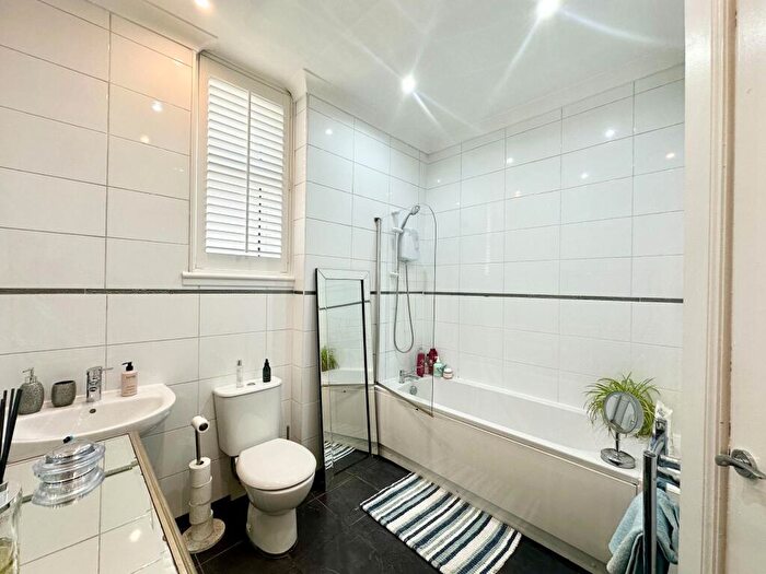 2 Bedroom Apartment To Rent In Stonelaw Road, Rutherglen, Glasgow, G73