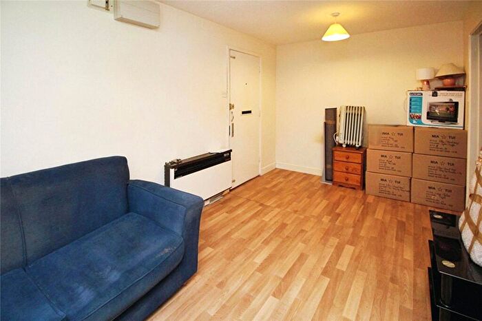Studio For Sale In Bercham, Two Mile Ash, Milton Keynes, MK8