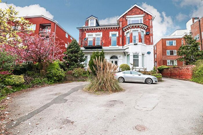 2 Bedroom Flat For Sale In Albert Road, Southport, Merseyside, PR9