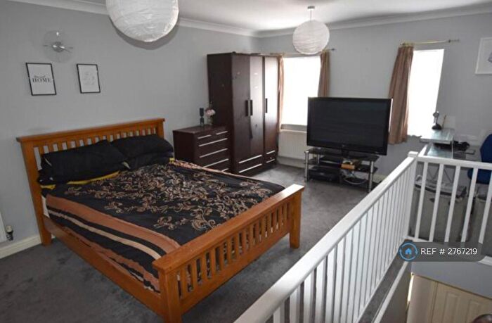 4 Bedroom Terraced House To Rent In Harn Road, Hampton Centre, Peterborough, PE7