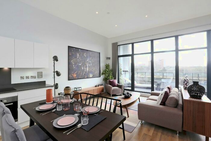 2 Bedroom Duplex To Rent In Childers Street, London, SE8