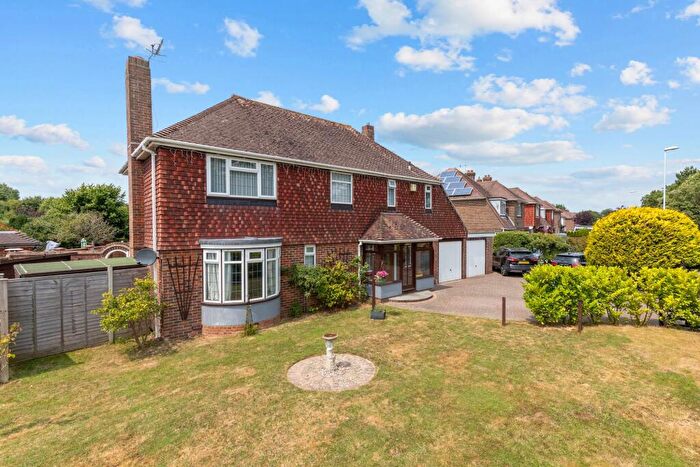 3 Bedroom Detached House For Sale In The Boulevard, Worthing, BN13