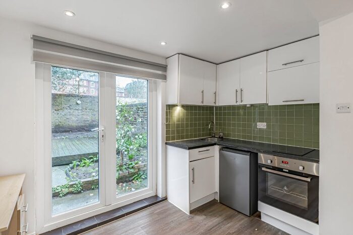 Studio To Rent In Matheson Road, West Kensington, London, W14