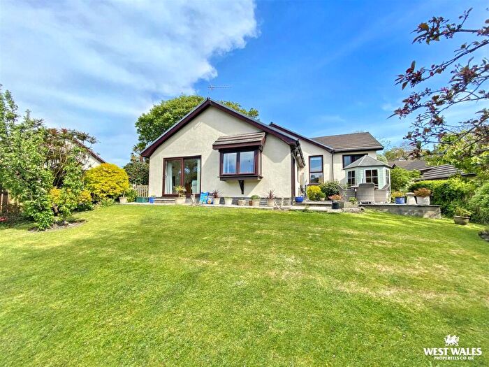 3 Bedroom Detached Bungalow For Sale In Bonvilles Close, Saundersfoot, SA69