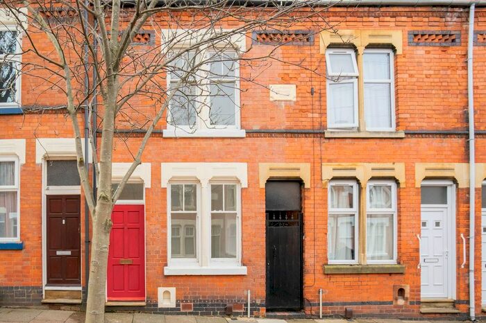 2 Bedroom Terraced House To Rent In Cradock Road, Clarendon Park, Leicester, LE2