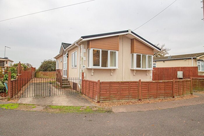 2 Bedroom Property For Sale In Enfield Court, Pioneer Caravan Site, Peterborough, Cambridgeshire, PE6