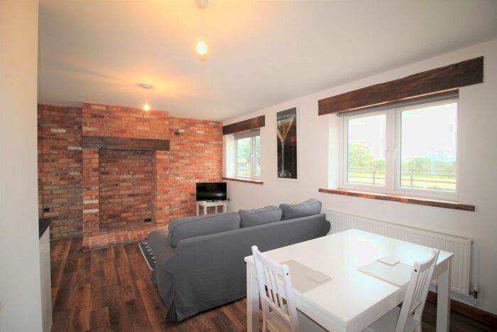 1 Bedroom Terraced Bungalow To Rent In Brakehill Cottages, Arrowsmith Road, Wimborne, BH21