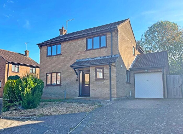 4 Bedroom House For Sale In Brackenwood, Orton Wistow, Peterborough, PE2