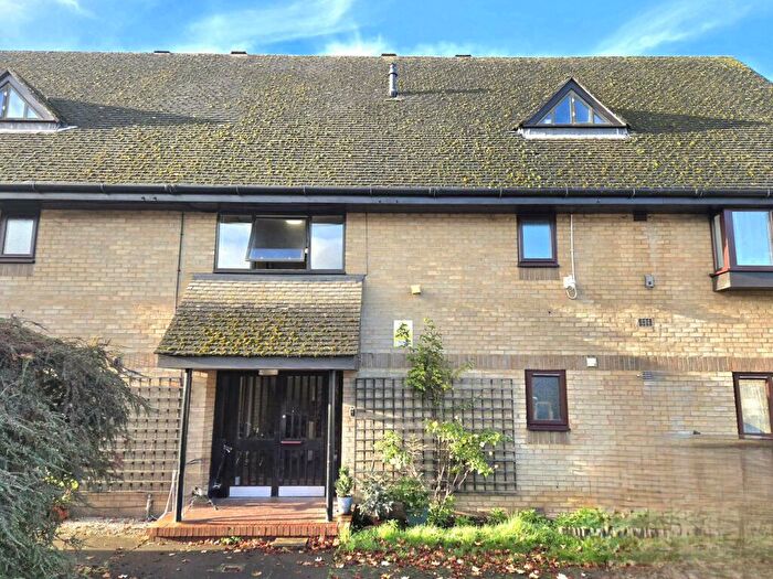 2 Bedroom Apartment To Rent In Reynards Court, Bicester, OX26