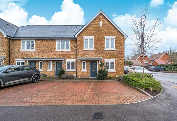 3 Bedroom End Of Terrace House For Sale In Victory Gardens Arborfield Green, Berkshire, RG2