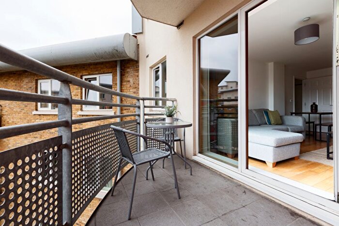 1 Bedroom Flat To Rent In Pancras Way, London, E3