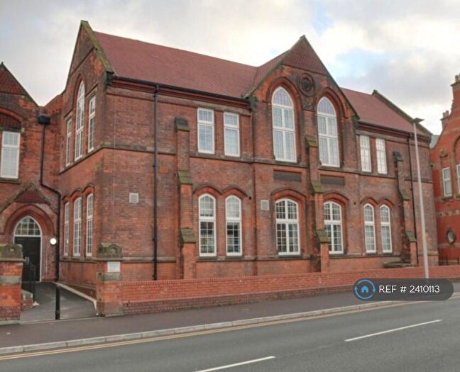 1 Bedroom Flat To Rent In Crocketts Lane, Birmingham, B66