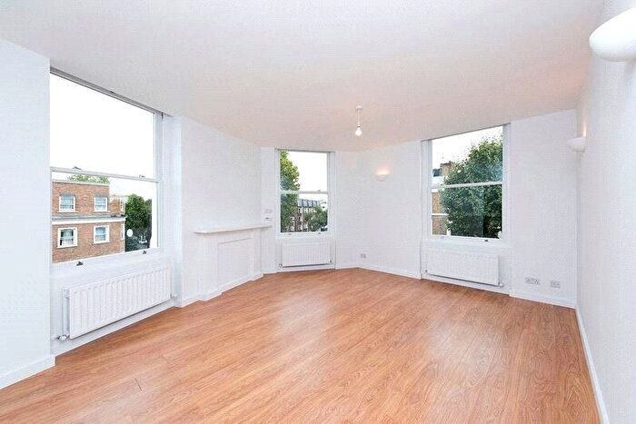 2 Bedroom Flat To Rent In Chippenham Road, Maida Vale, London, W9