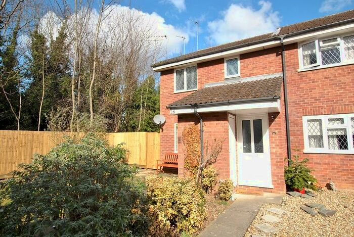 1 Bedroom Apartment To Rent In The Willows, Caversham, Reading, RG4