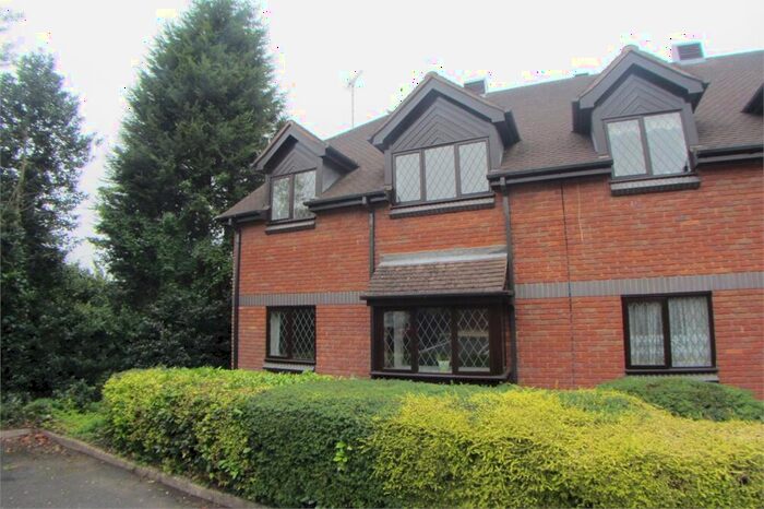 2 Bedroom Apartment To Rent In Stuarts Court, Hagley, DY9