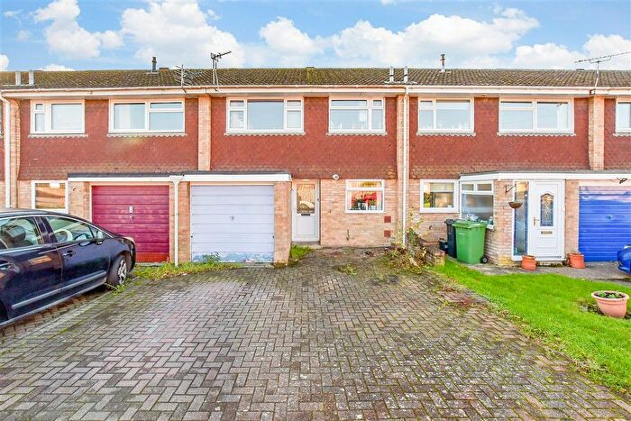 3 Bedroom Terraced House For Sale In Aldon Close, Maidstone, Kent, ME14