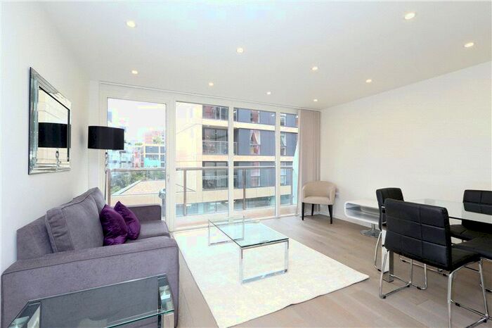 2 Bedroom Flat To Rent In Worcester Point, Central Street, Clerkenwell, London, EC1V