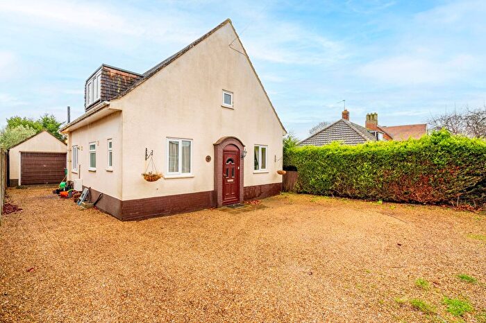 3 Bedroom Detached House For Sale In Broadhurst Road, Norwich, NR4