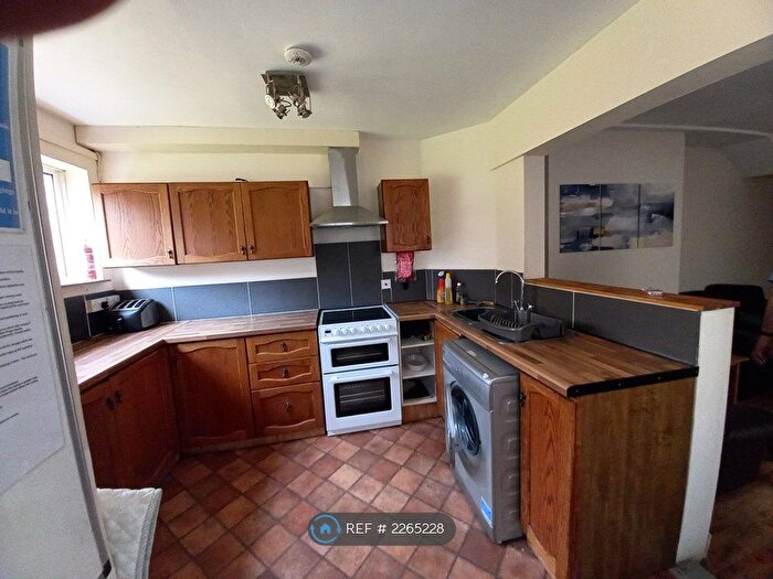 5 Bedroom Terraced House To Rent In Pinhoe Road, Exeter, EX4