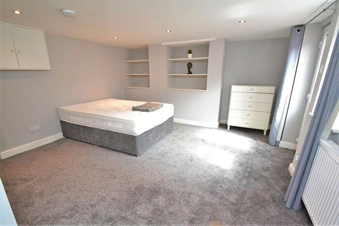 3 Bedroom Terraced House For Sale In Vinery Mount, Leeds, West Yorkshire, LS9