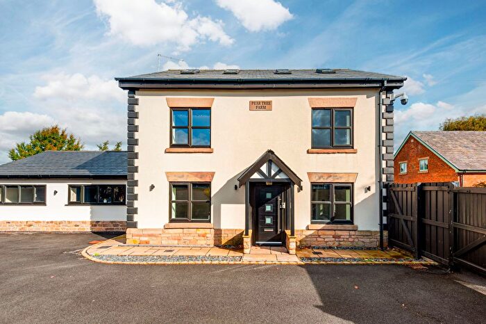 7 Bedroom Detached House For Sale In Pear Tree Farm, Lowry Hill Lane, Lathom, Ormskirk, L40