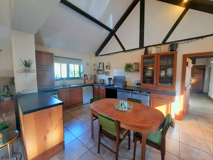 2 Bedroom Barn Conversion To Rent In Barton Under Needwood, Burton-On-Trent, DE13