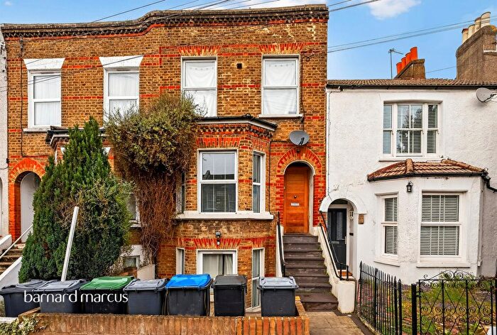 1 Bedroom Flat For Sale In Moffat Road, Thornton Heath, CR7