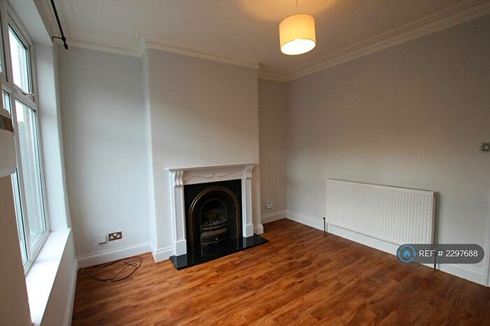 2 Bedroom End Of Terrace House To Rent In Old Chapel Street, Stockport, SK3