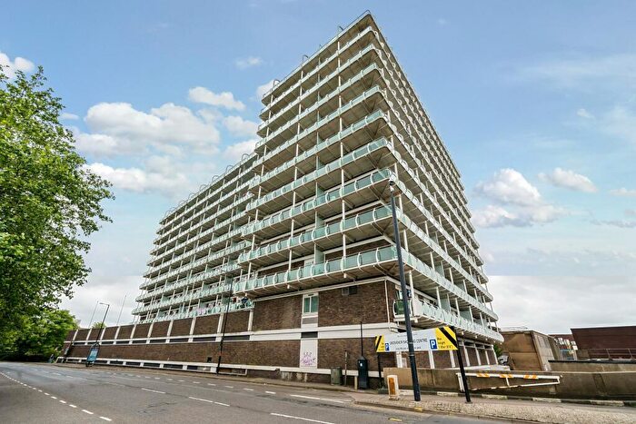 2 Bedroom Flat For Sale In - Wellington Street, Town Centre, Northampton, NN1
