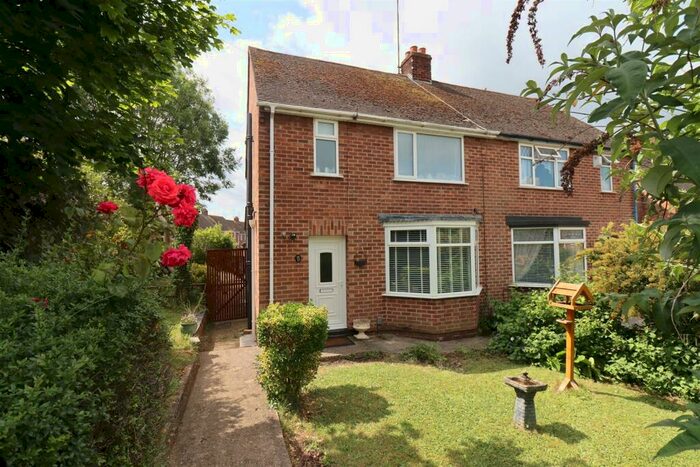 3 Bedroom Semi-Detached House To Rent In Edward Road, Kettering, NN15