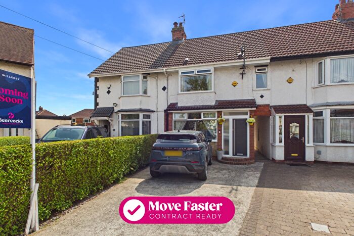3 Bedroom Terraced House For Sale In The Paddock, Hull, HU4