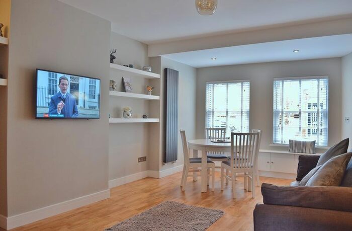 1 Bedroom Flat To Rent In New High Street, Headington, Oxford OX3