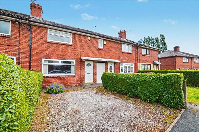 2 Bedroom Terraced House For Sale In Sissons Place, Leeds, West Yorkshire, LS10