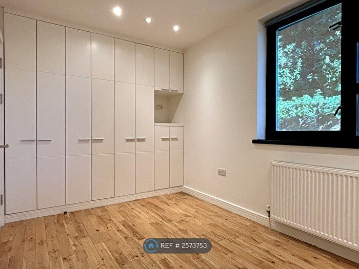 1 Bedroom Flat To Rent In Partridge Road, Cardiff, CF24