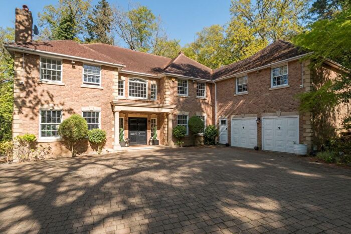 6 Bedroom Detached House To Rent In Bagshot Road, Ascot, SL5