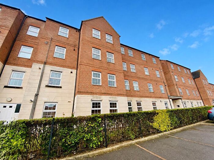 3 Bedroom Flat For Sale In Barley Mews, Peterborough, PE2