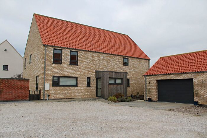 4 Bedroom Detached House For Sale In Chapel Mead, North Kelsey, LN7