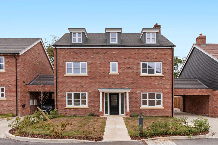 5 Bedroom Detached House For Sale In Tenterfields, Great Dunmow, Essex, CM6