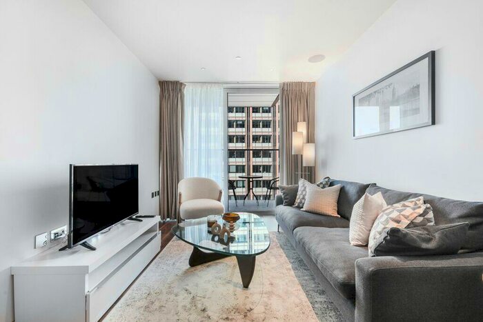 1 Bedroom Apartment To Rent In The Heron, London, EC2Y